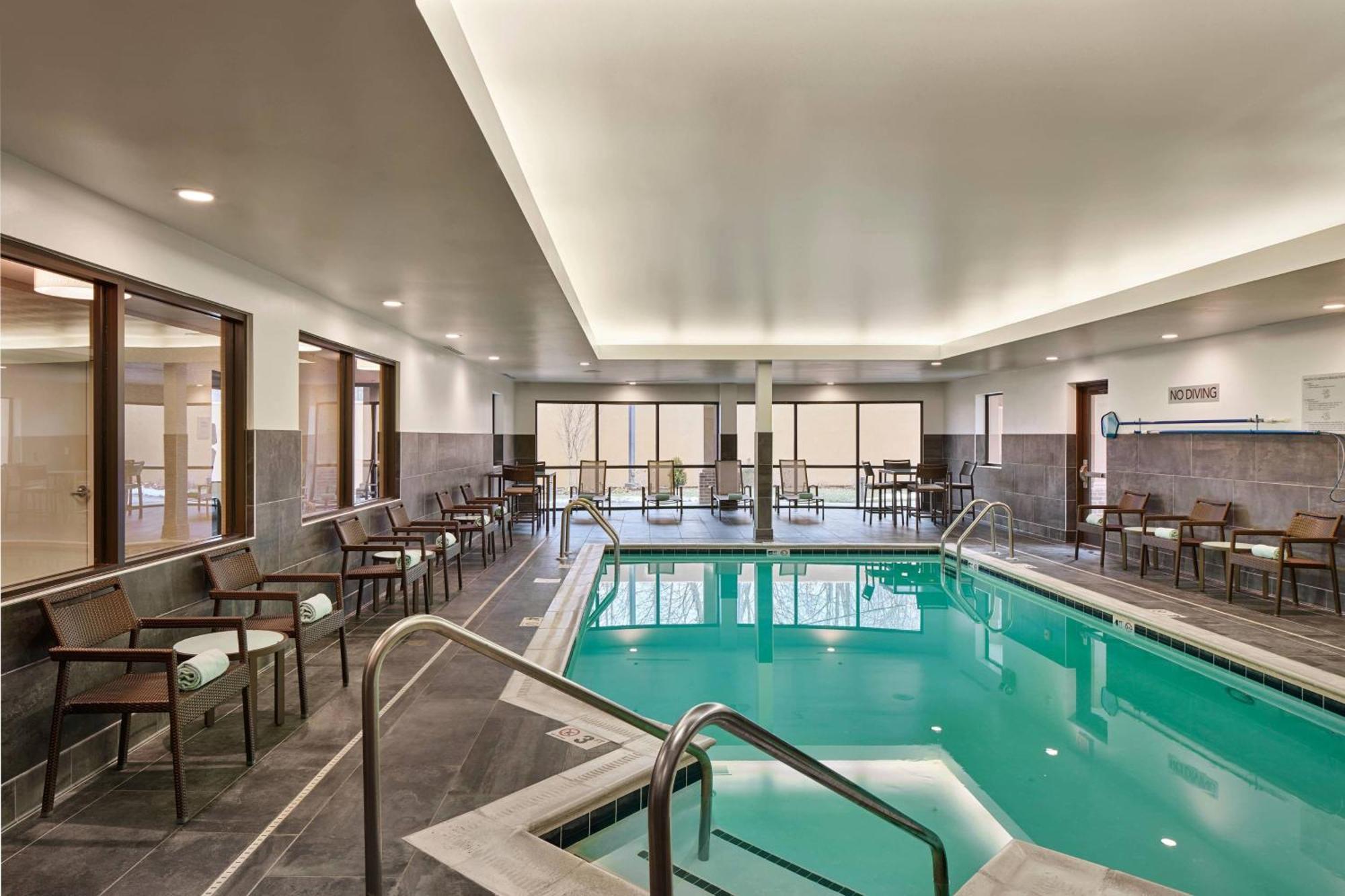 Hotel Courtyard Philadelphia/Langhorne Esterno foto